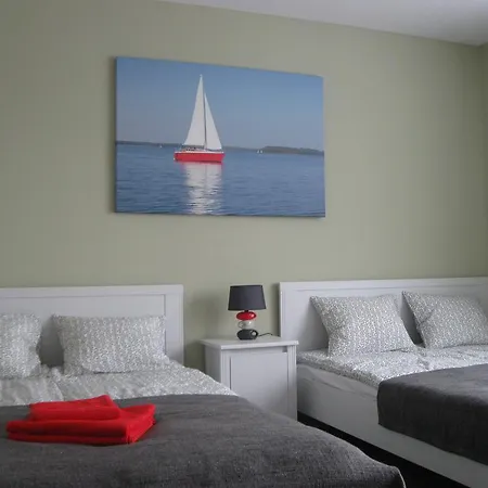 Mleczarnia Z Prywatnym Jacuzzi 別荘