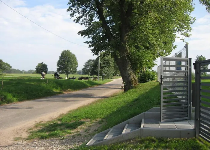 Mleczarnia Z Prywatnym Jacuzzi Миколайки